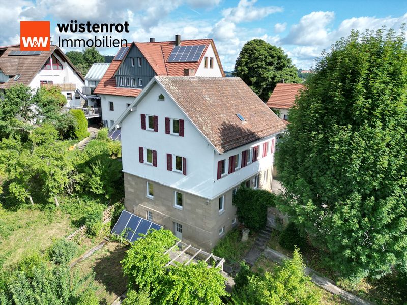 Historisches Zuhause -zur Miete-
Pfarrhaus in toller Aussichtslage